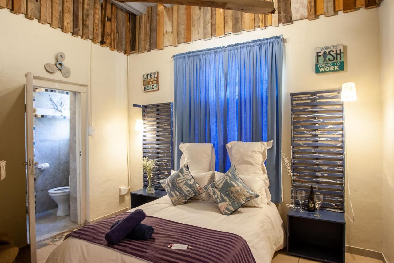 Apartment Family En-suite 6 Sleeper Kitchenette Helderberg Ct *