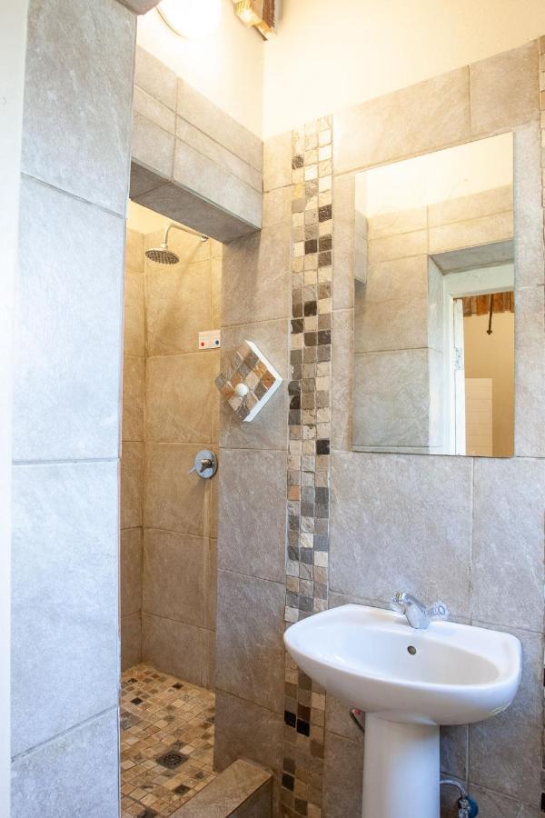 Family En-suite 6 Sleeper Kitchenette Helderberg Ct * Cape Town